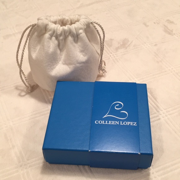 Colleen Lopez Cultured Pearl Necklace - Picture 6 of 6